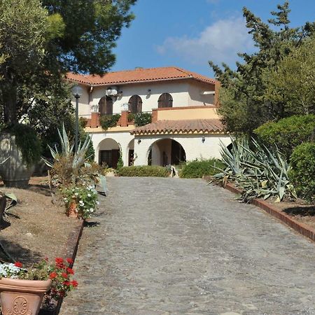 Villa Desideria B&B カピターナ エクステリア 写真