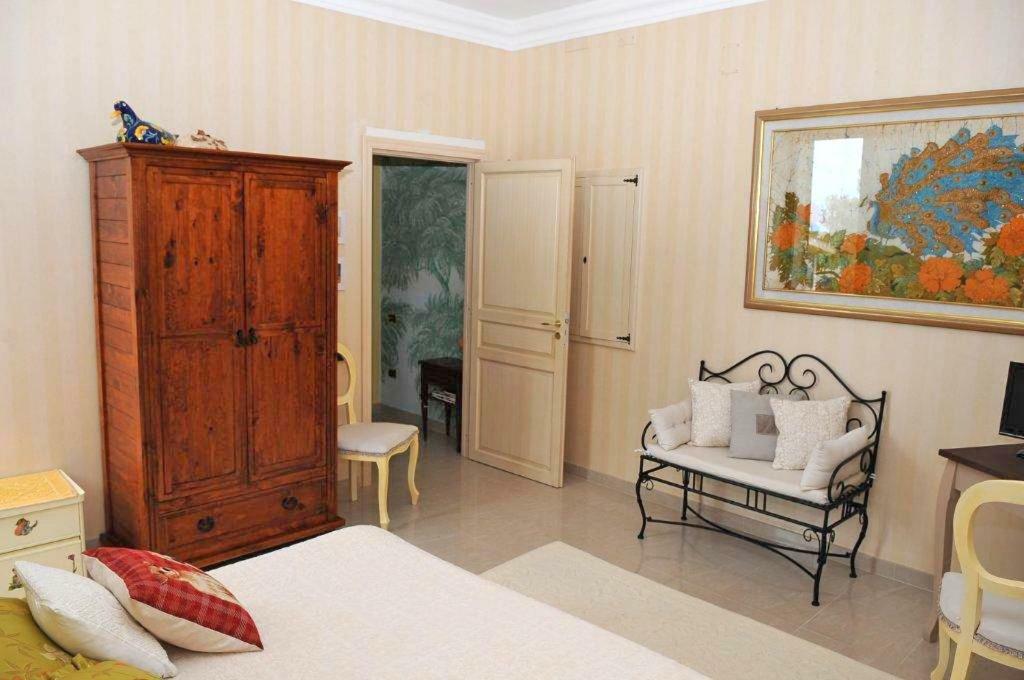 Villa Desideria B&B カピターナ エクステリア 写真